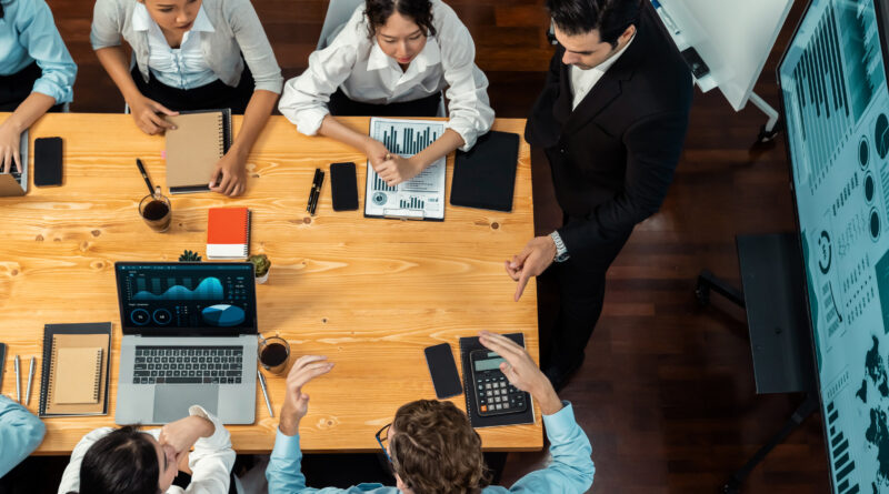 Assistant 3h18 aidant à configurer l’outil RH Lucca pour une entreprise